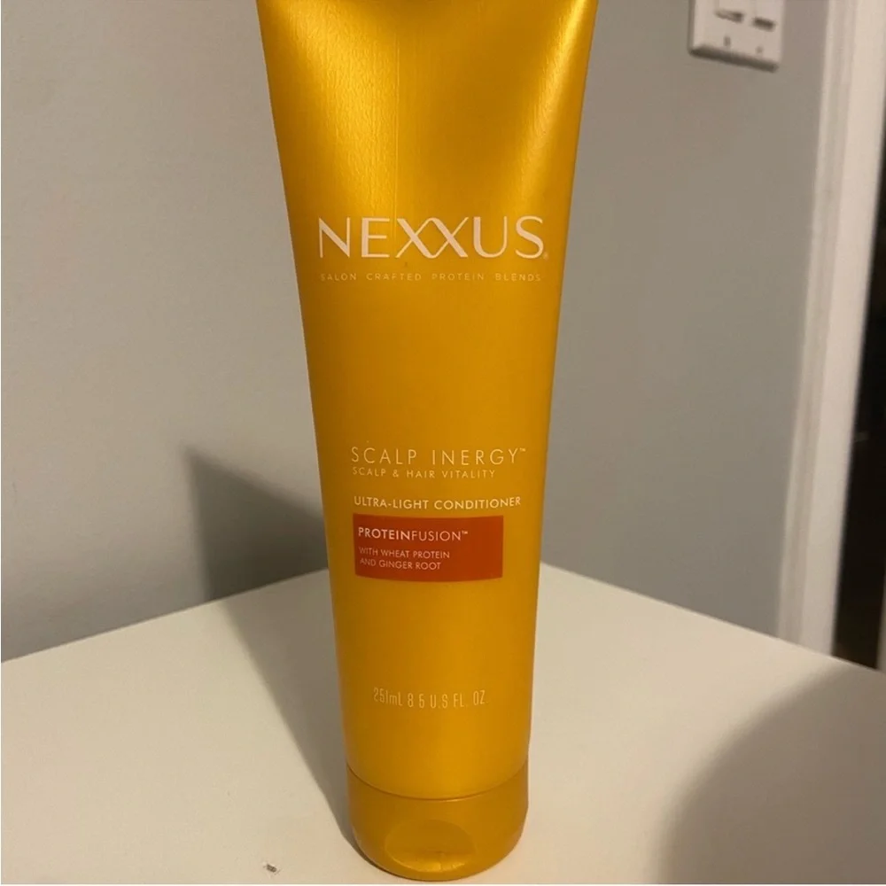 Nexxus Scalp‎ Inergy Ultra-Light Conditioner 8.5 oz